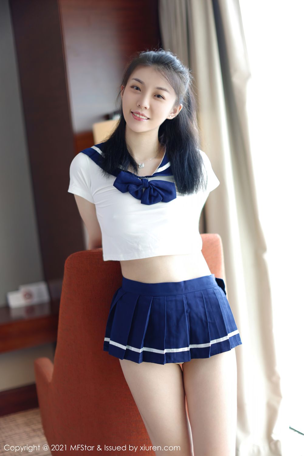新人模特一颗甜蛋黄 JK制服系列很搭配
