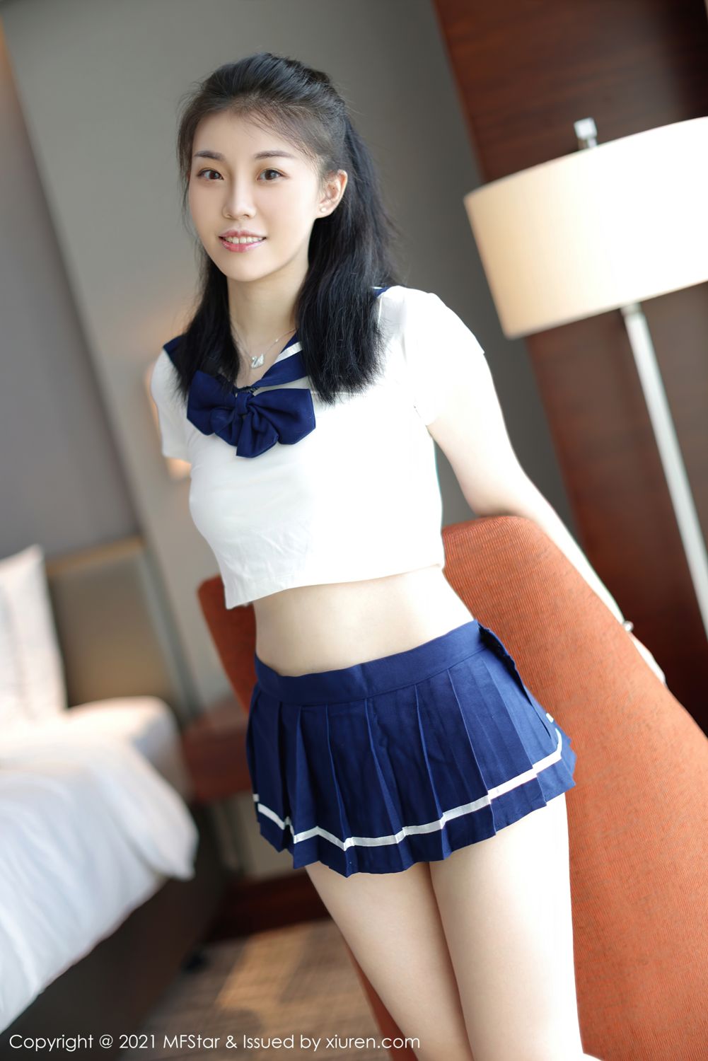 新人模特一颗甜蛋黄 JK制服系列很搭配