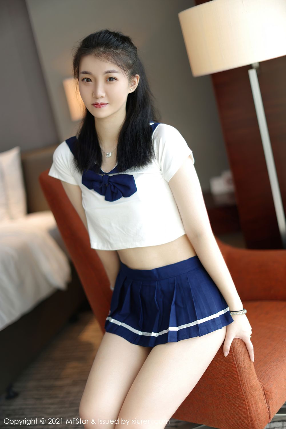 新人模特一颗甜蛋黄 JK制服系列很搭配