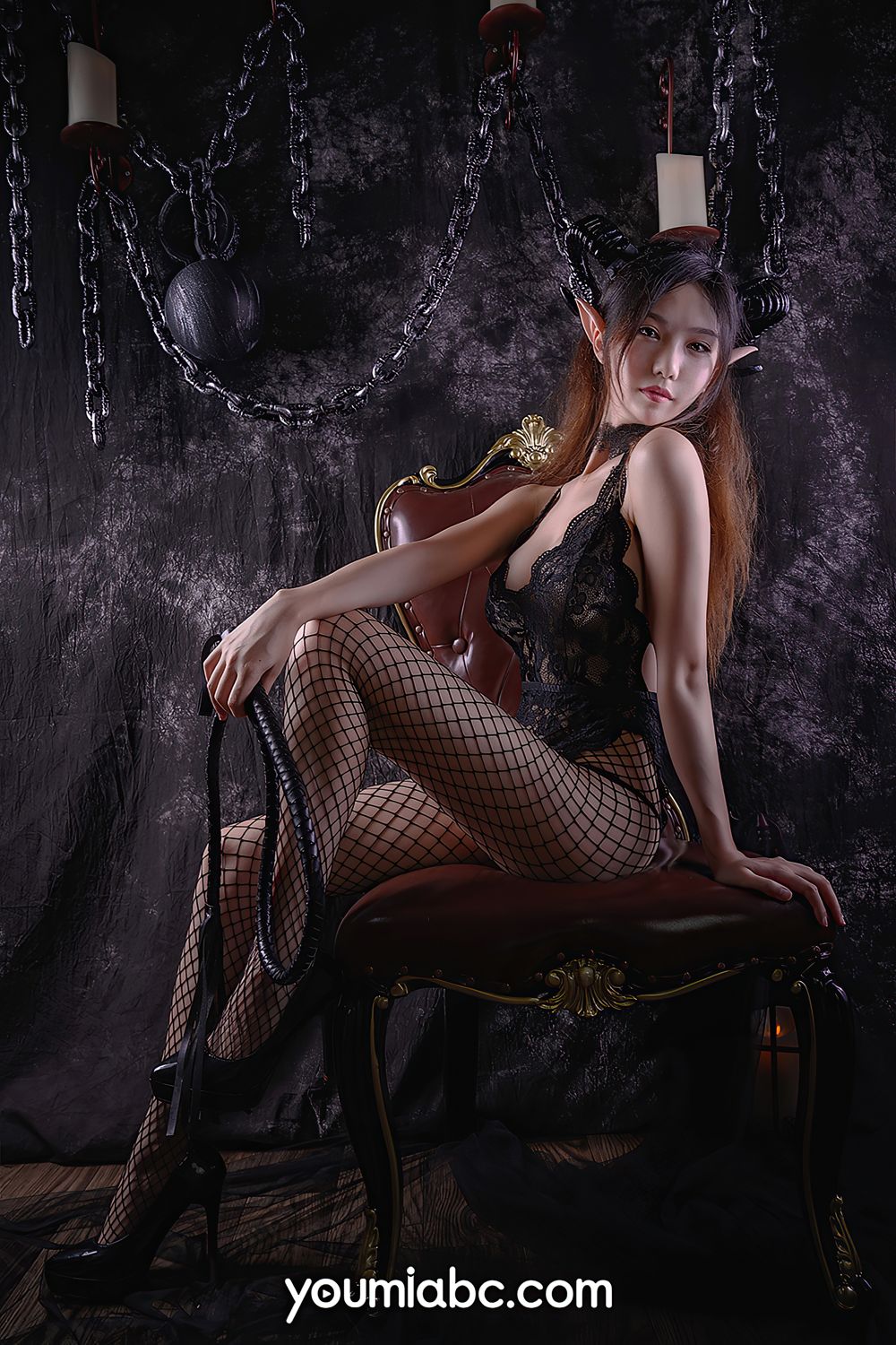 恶魔酒吧 - 抖娘利世