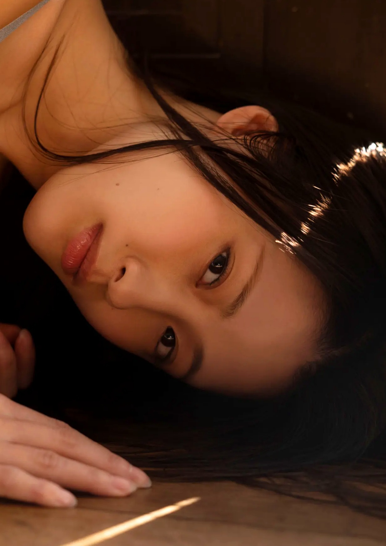 澄田綾乃《君に溺れたい。》日本性感蕾丝内衣黑丝家居私房写真