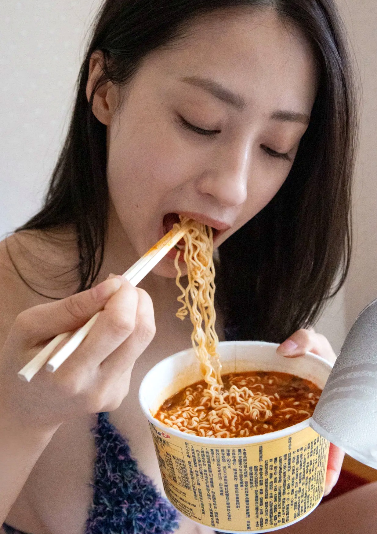 澄田綾乃 - 純愛:清新户外与居家性感私房写真