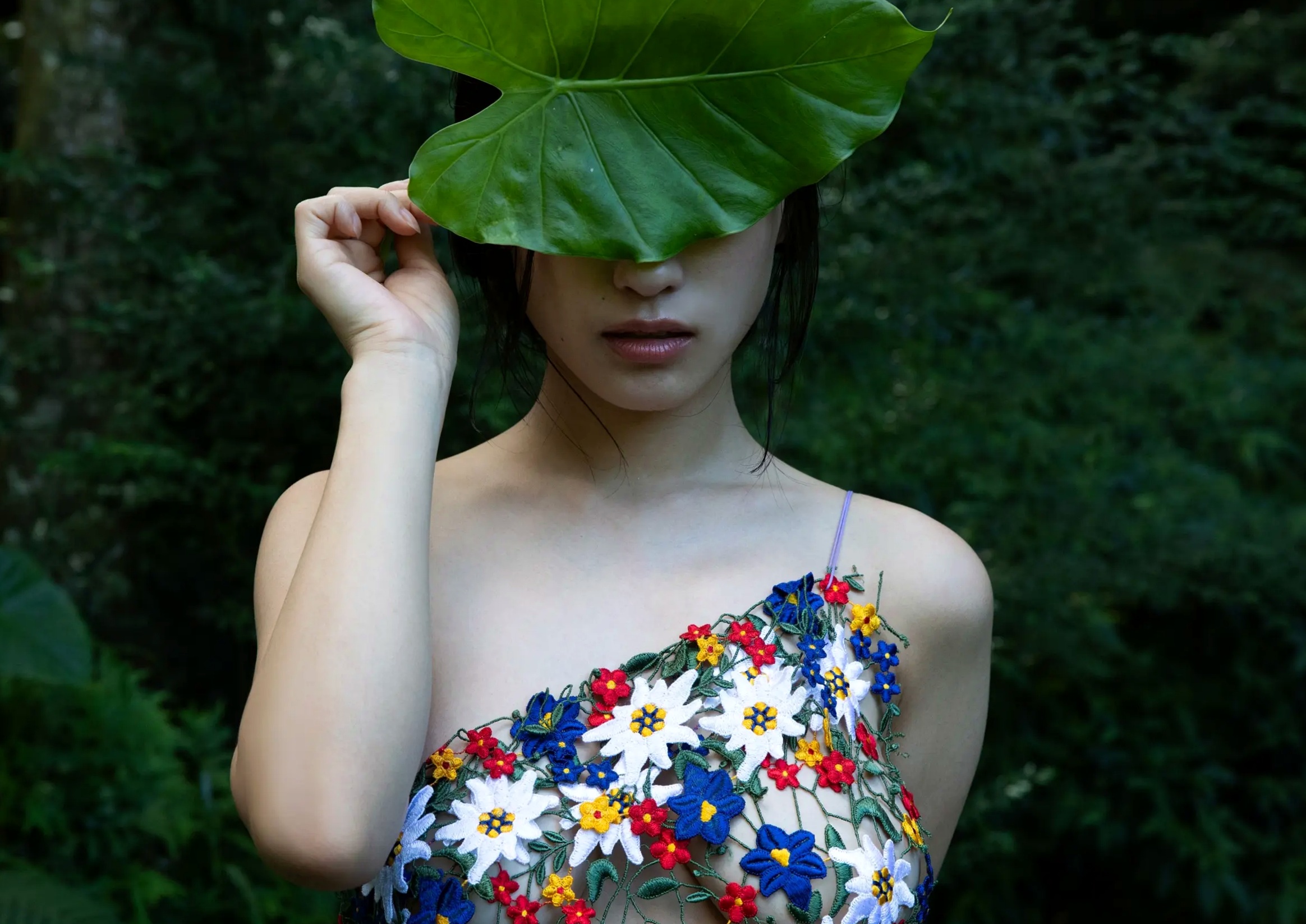 澄田綾乃 - 純愛:清新户外与居家性感私房写真