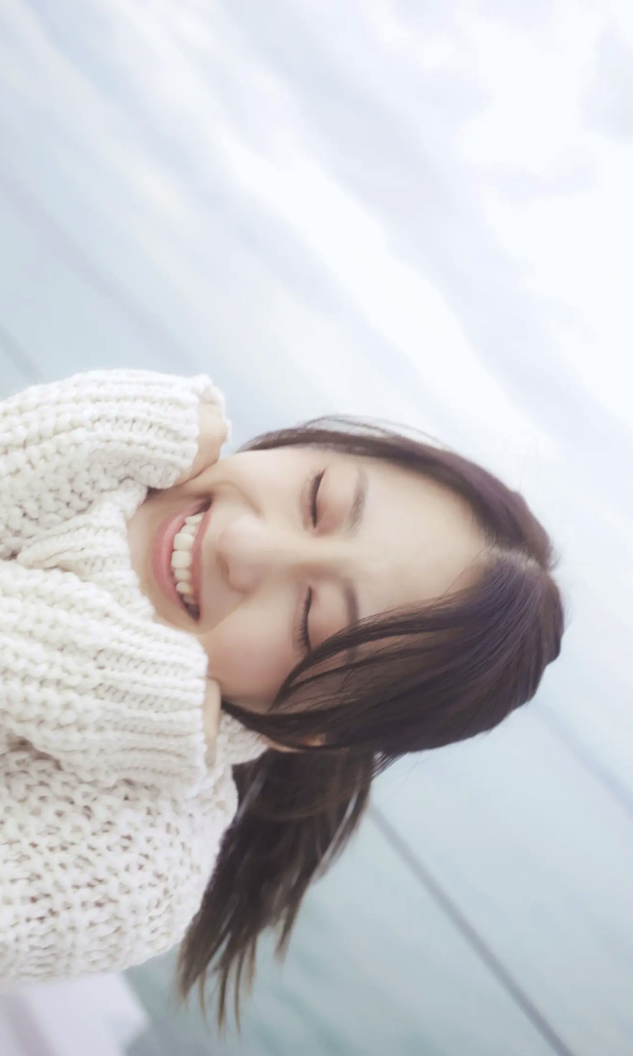 澄田綾乃 - あっぷるぱ~い 户外毛衣清新治愈与性感比基尼写真