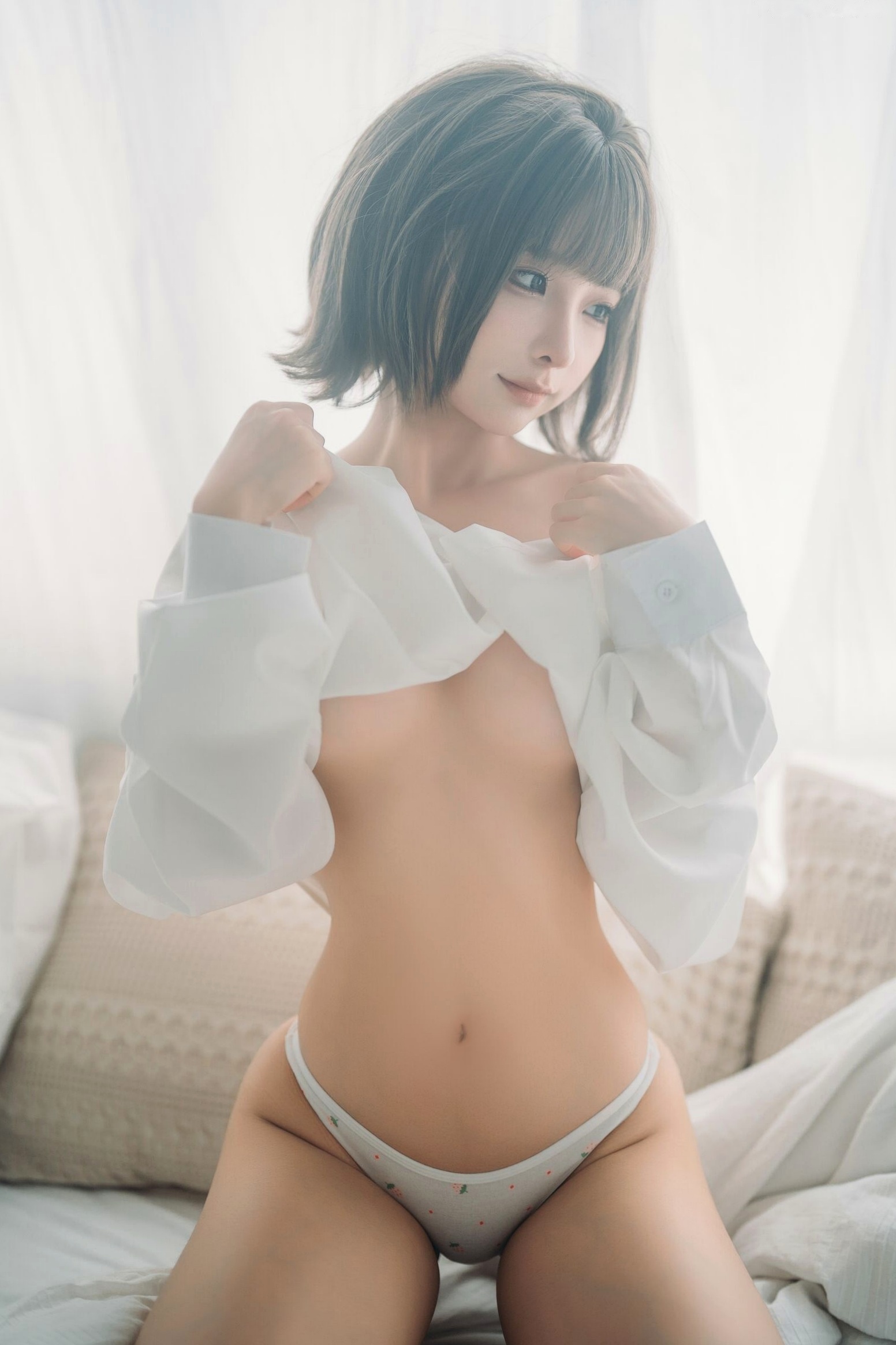 蠢沫沫-衬衫窝 窗边宽松白衬衫清纯性感私房诱惑写真