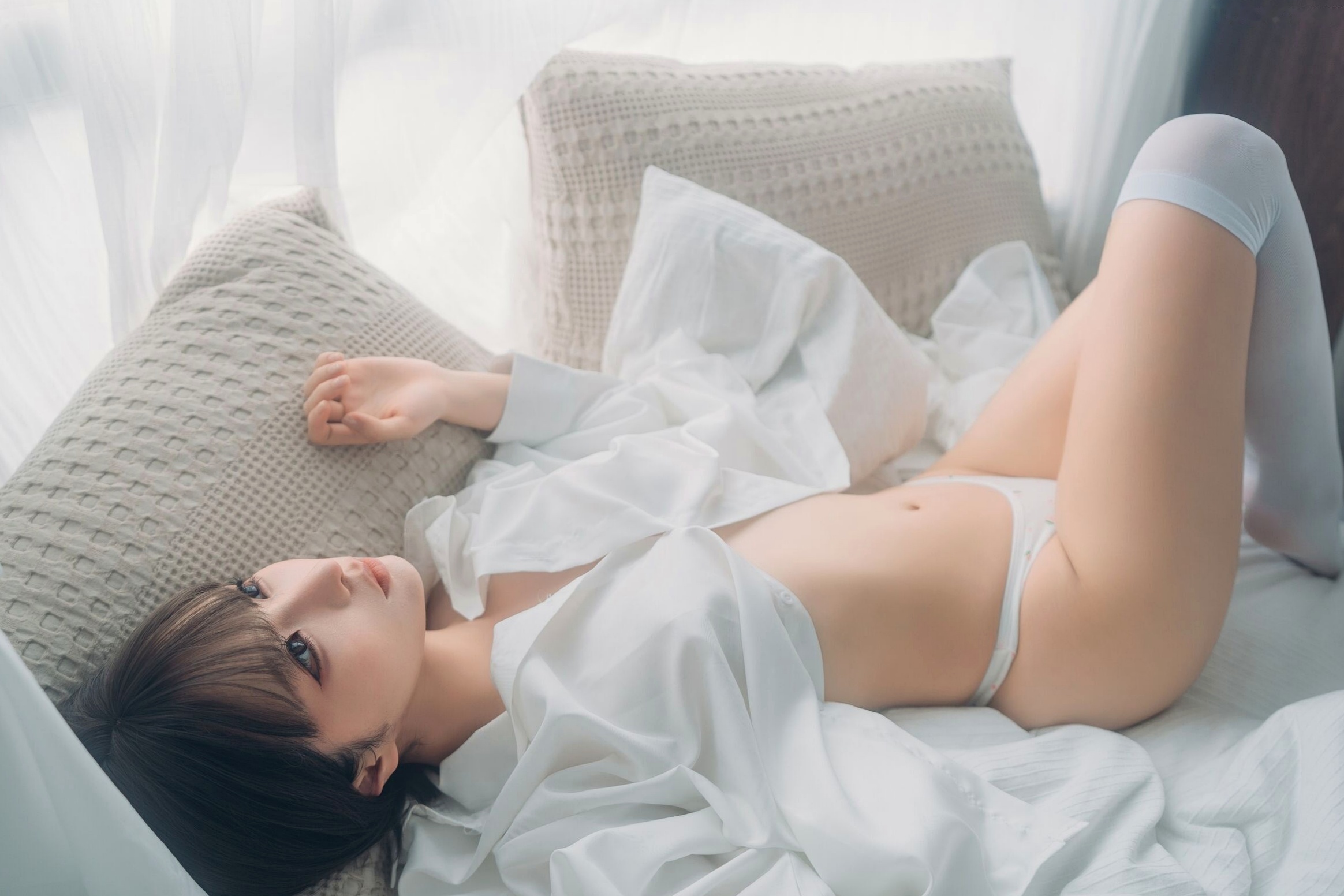 蠢沫沫-衬衫窝 窗边宽松白衬衫清纯性感私房诱惑写真