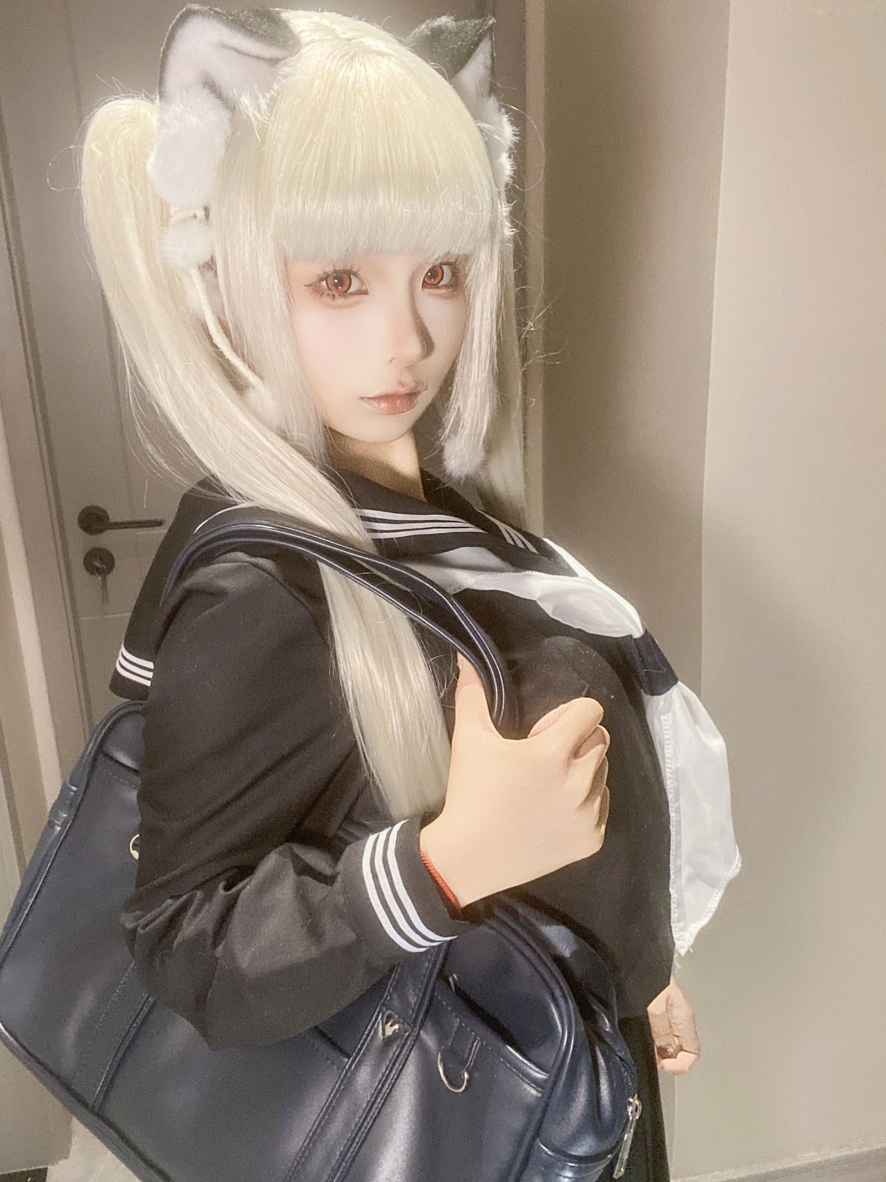 蠢沫沫-7月写真合集 绒绒毛帽蕾丝低胸私房照 萌系童颜巨乳甜美诱惑写真