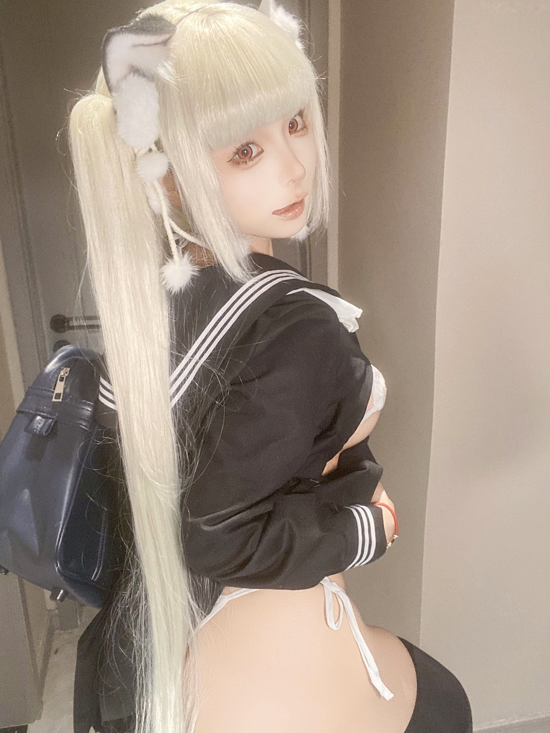 蠢沫沫-7月写真合集 绒绒毛帽蕾丝低胸私房照 萌系童颜巨乳甜美诱惑写真