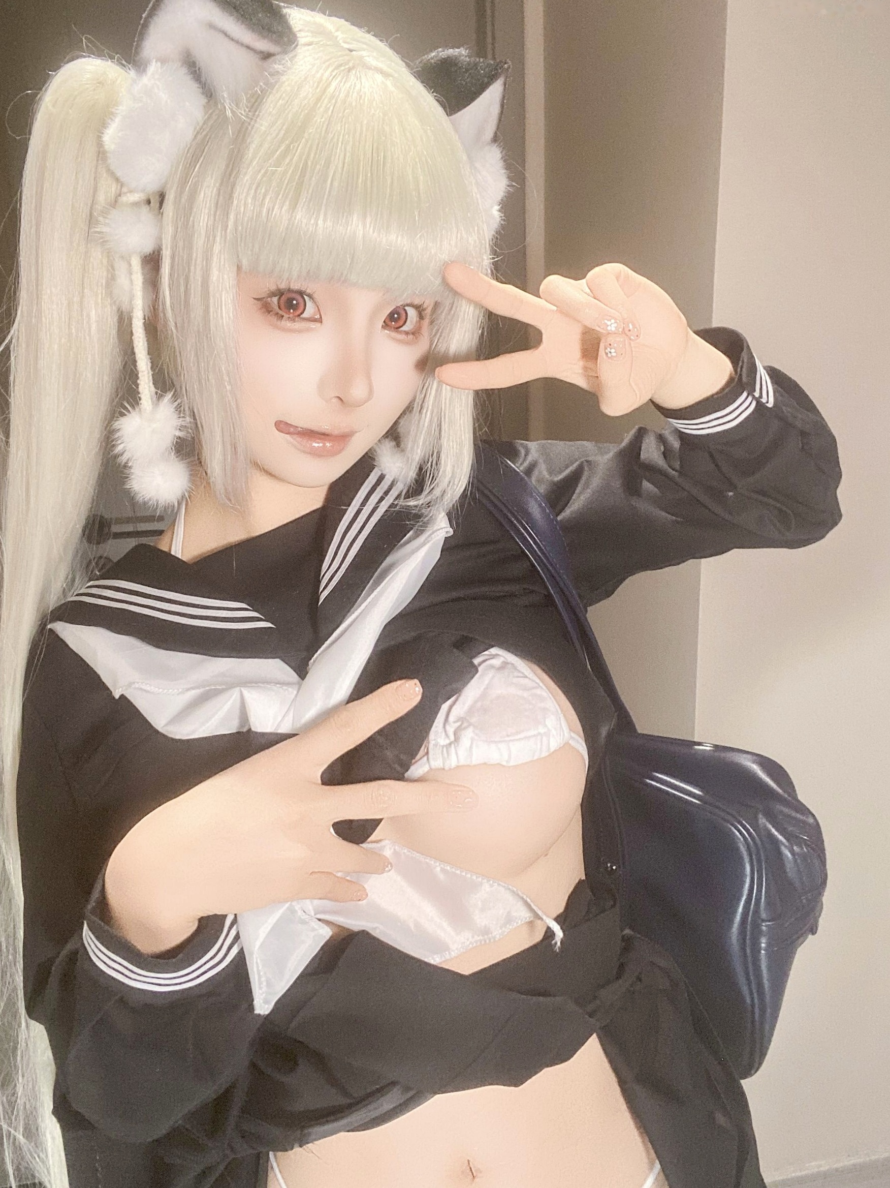 蠢沫沫-7月写真合集 绒绒毛帽蕾丝低胸私房照 萌系童颜巨乳甜美诱惑写真