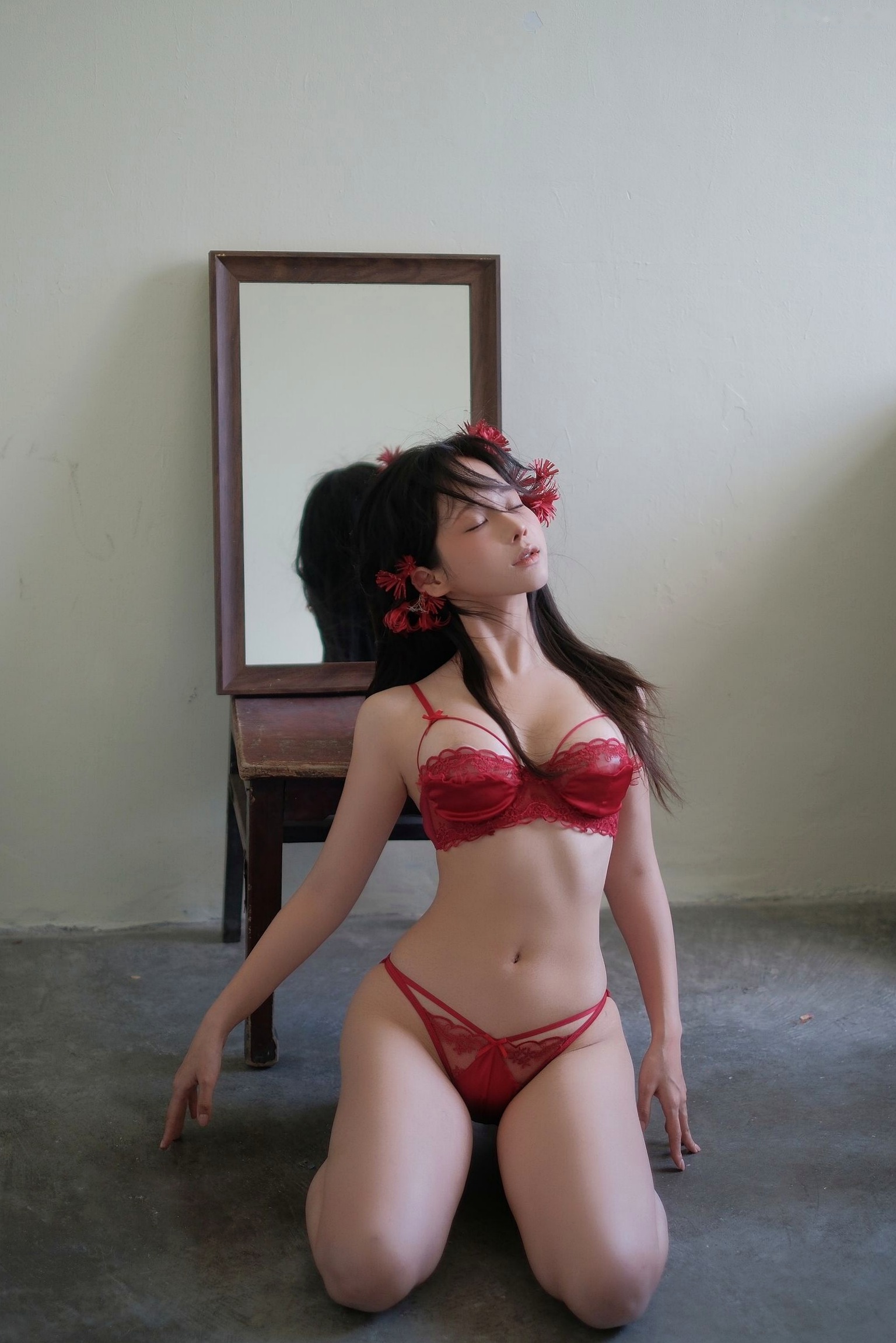 蠢沫沫-红 红色内衣性感私房照 唯美薄纱诱惑大片
