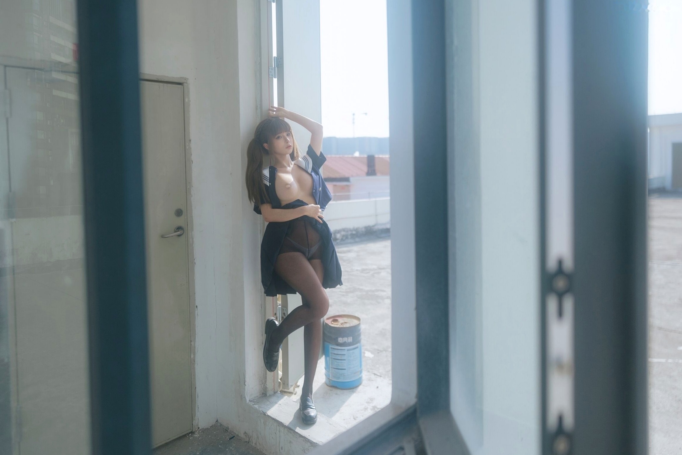 《蠢沫沫-午后-Afternoon》日系水手制服黑丝性感大尺度私房写真
