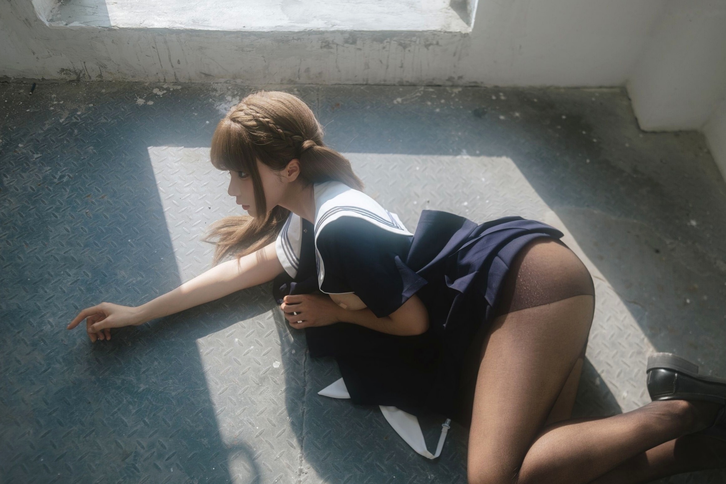 《蠢沫沫-午后-Afternoon》日系水手制服黑丝性感大尺度私房写真
