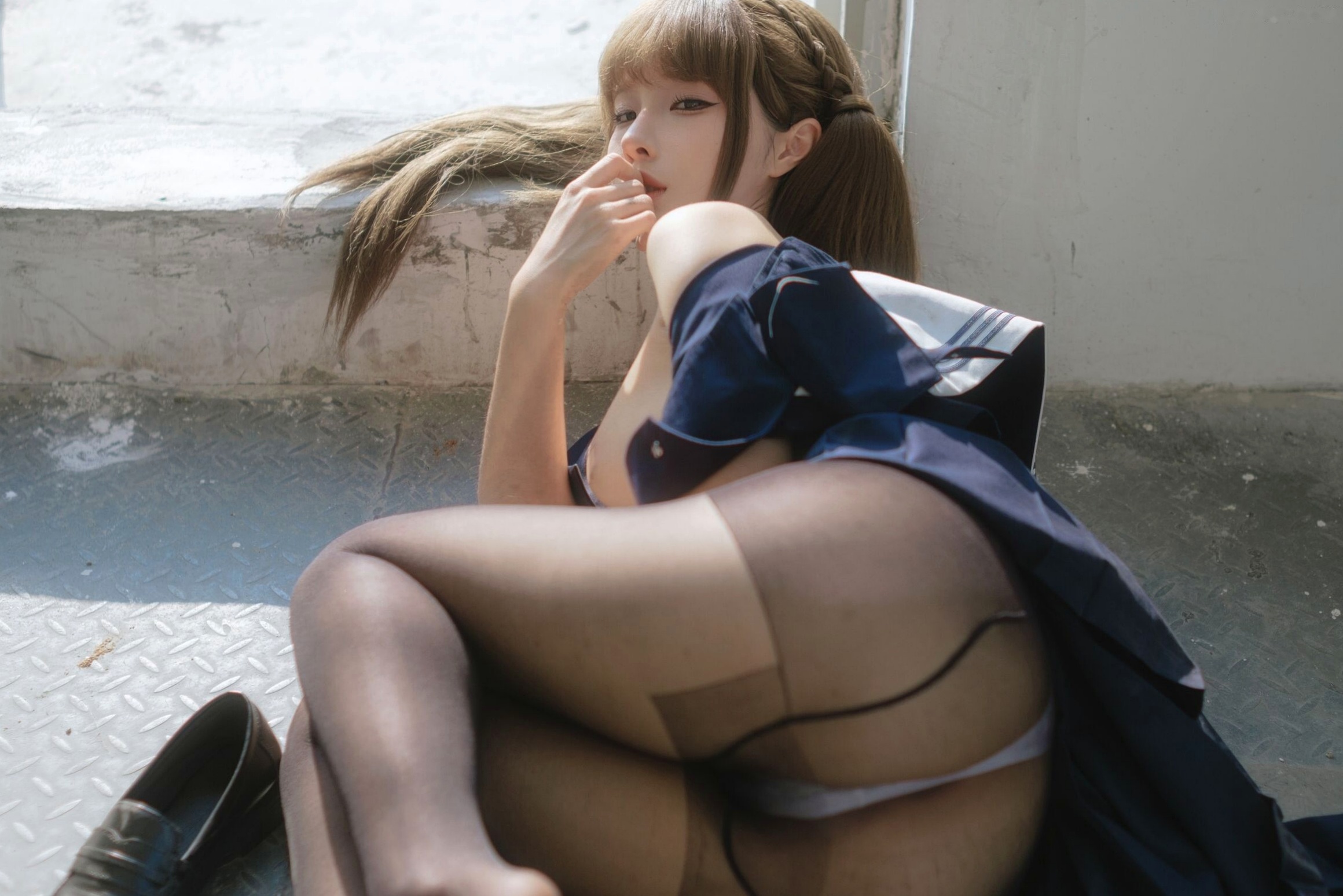 《蠢沫沫-午后-Afternoon》日系水手制服黑丝性感大尺度私房写真