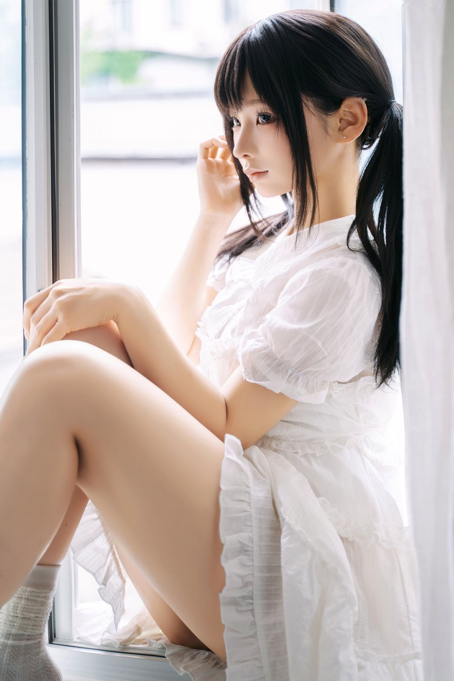 蠢沫沫-2025年08月自拍 紫色蕾丝内衣丝袜复古私房性感写真