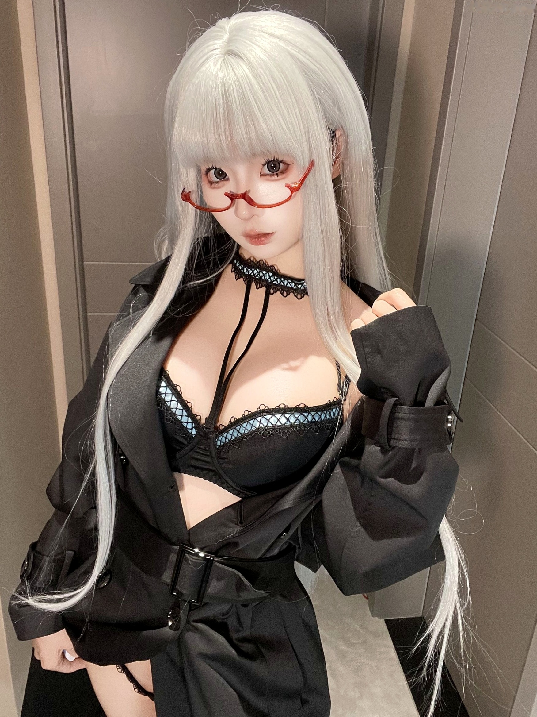 蠢沫沫-2025年6月朋友圈自拍合集 萌系猫耳性感Cosplay私房美图