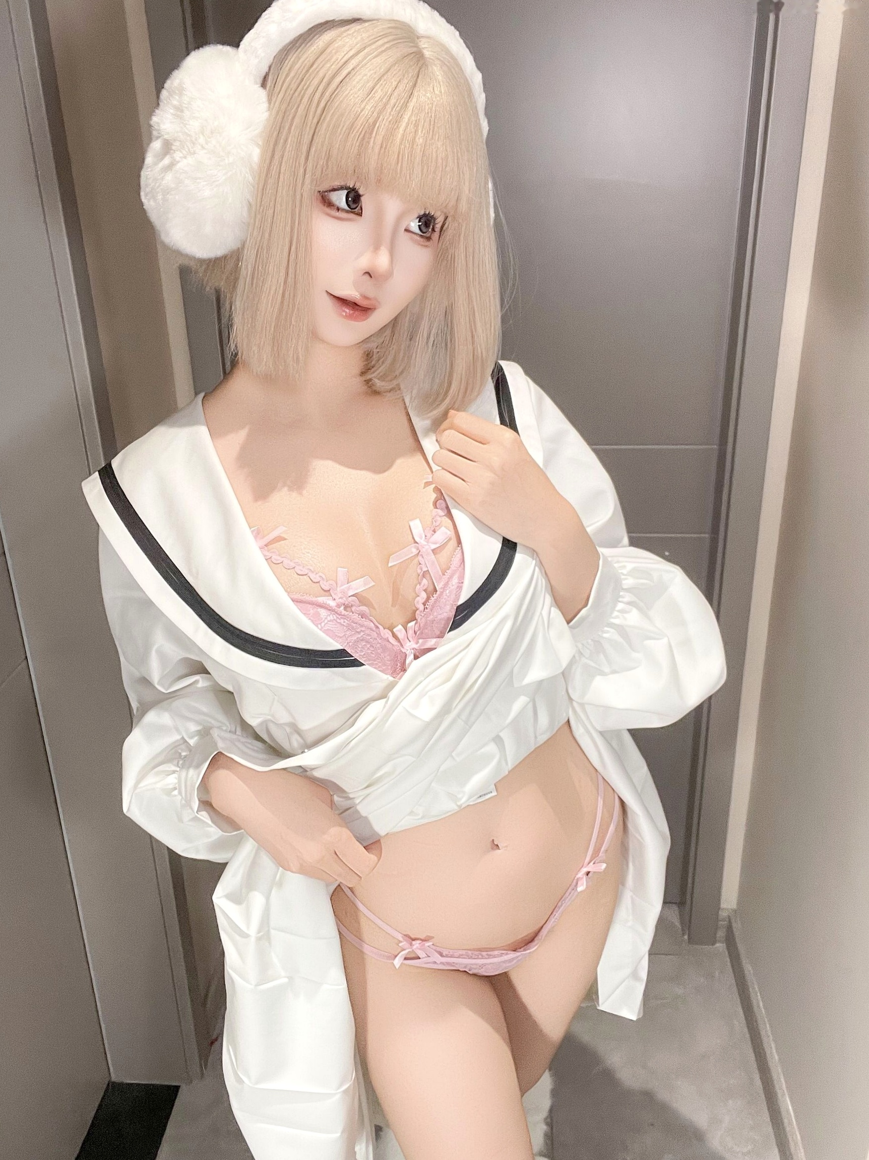 蠢沫沫-2025年6月朋友圈自拍合集 萌系猫耳性感Cosplay私房美图
