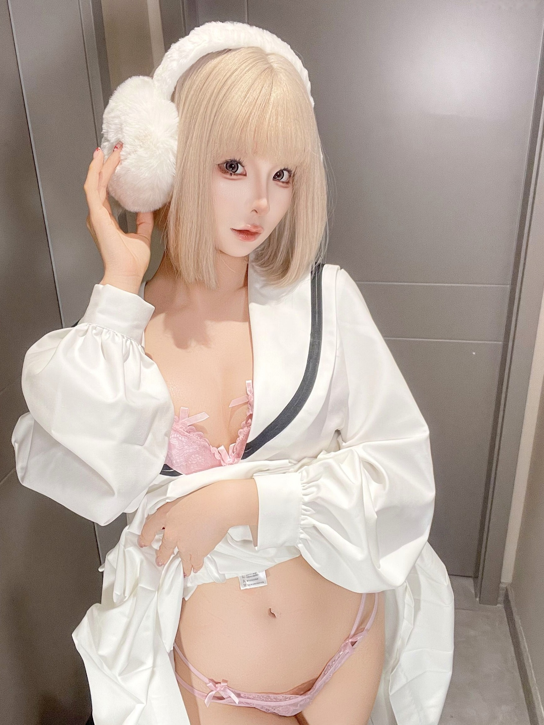 蠢沫沫-2025年6月朋友圈自拍合集 萌系猫耳性感Cosplay私房美图