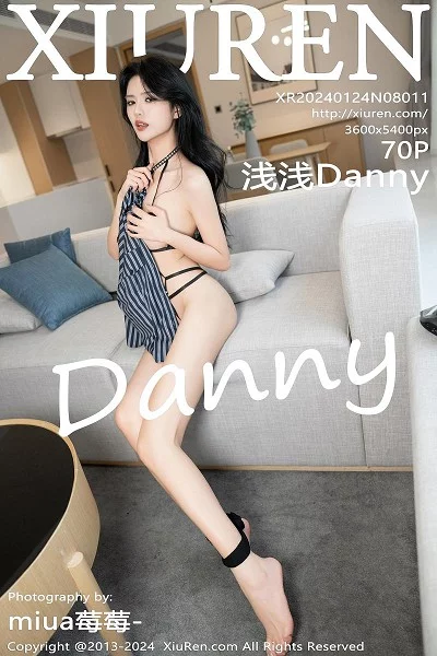 [XiuRen]高清写真图 2024.01.24 No.8011 浅浅Danny 黑丝美腿