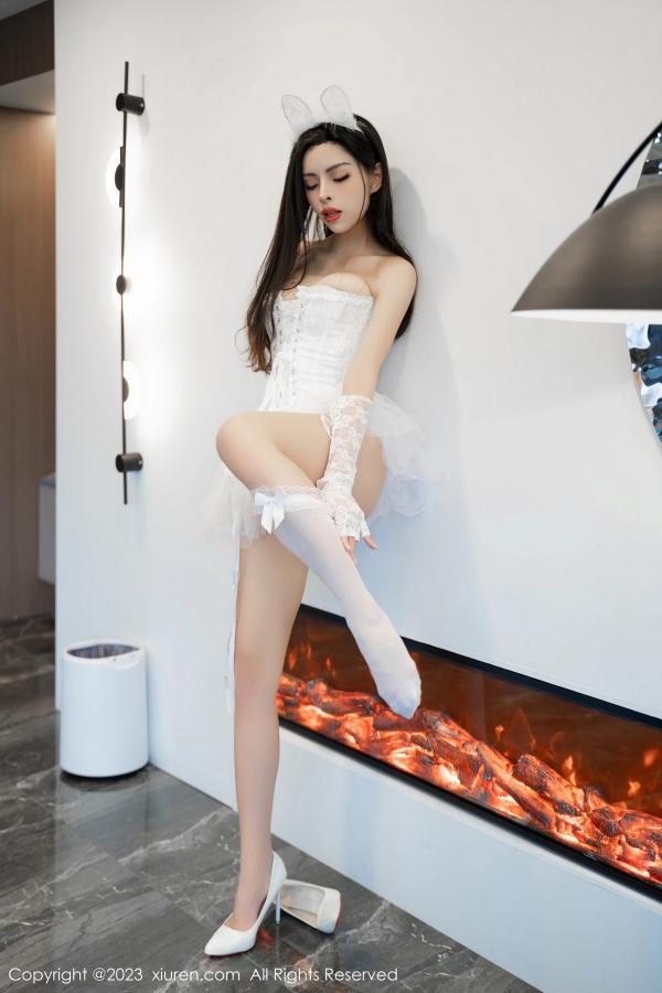   [XiuRen]高清写真图 2023.04.10 No.6543 王薇薇 公主裙美腿第22张图片