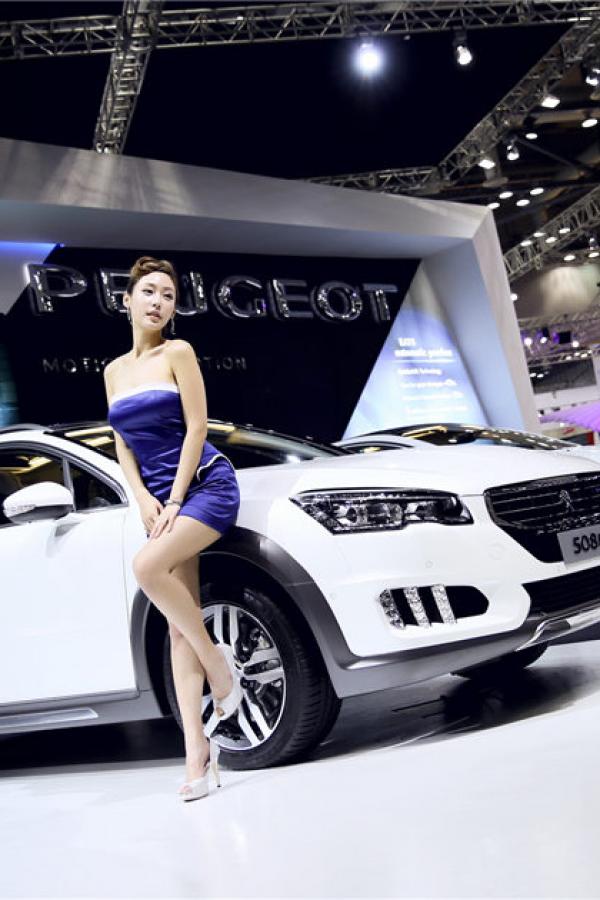 金泰希 金泰熙 金泰希 2015韩国国际车展美女车模第48张图片