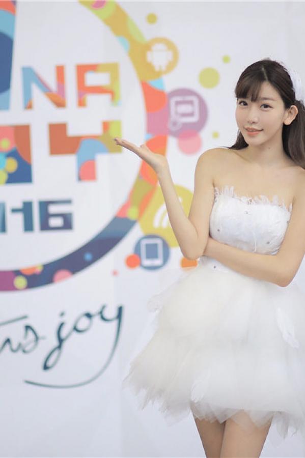 陈潇  陈潇 2015 Chinajoy 本届最美Showgirl第31张图片