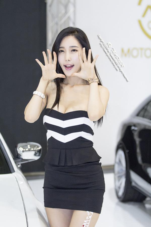 임민영 艾敏英 艾敏英(Im Min-Young) 2015韩国车展模特第3张图片