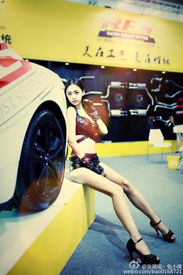 张璐瑶 兔小美 兔小美(张璐瑶) 最美事业线的汽车模特第28张图片