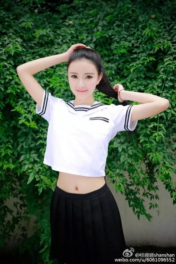 杨珊珊  杨珊珊 微博清纯写真图第3张图片