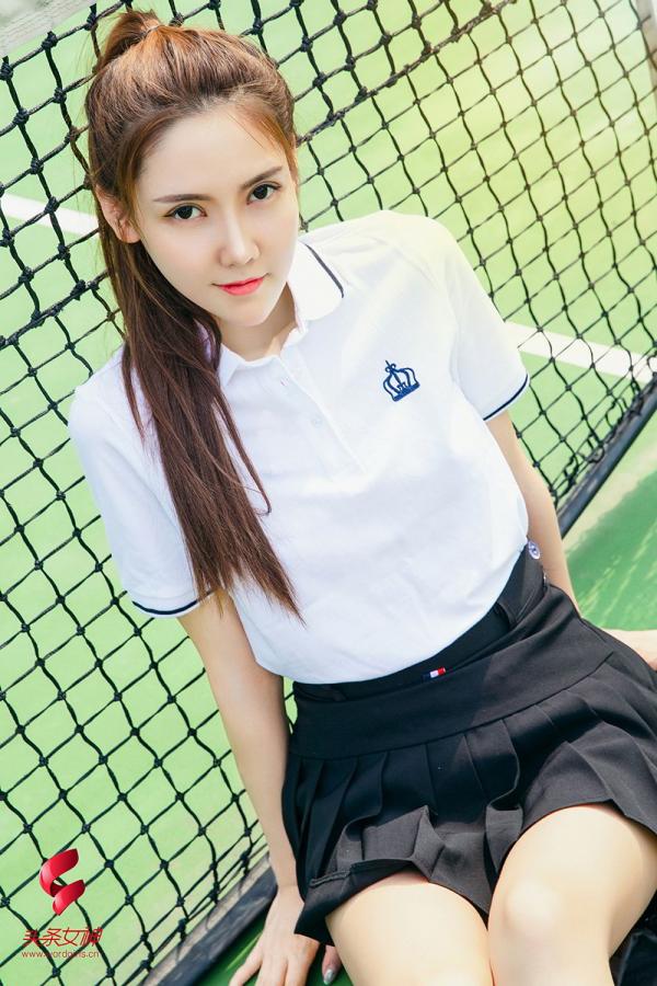 冯雪娇SIR  [TouTiao头条女神]高清写真图 2019.07.13 我是网球美少女 莎伦第2张图片