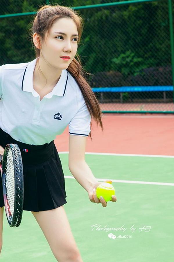 冯雪娇SIR  [TouTiao头条女神]高清写真图 2019.07.13 我是网球美少女 莎伦第16张图片