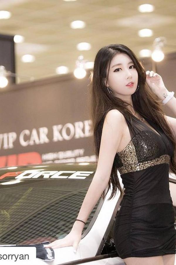 신세하 申世河 申世河(신세하)- 颜值惊艳的南韩赛车女王第19张图片