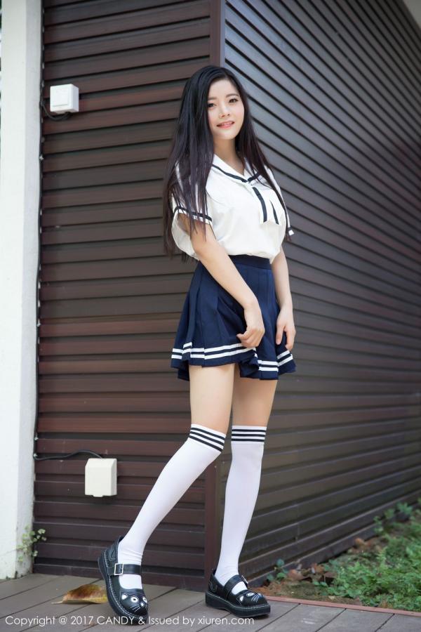 林美惠子Mieko  混血学妹林美惠子 清新校服消暑利器第2张图片