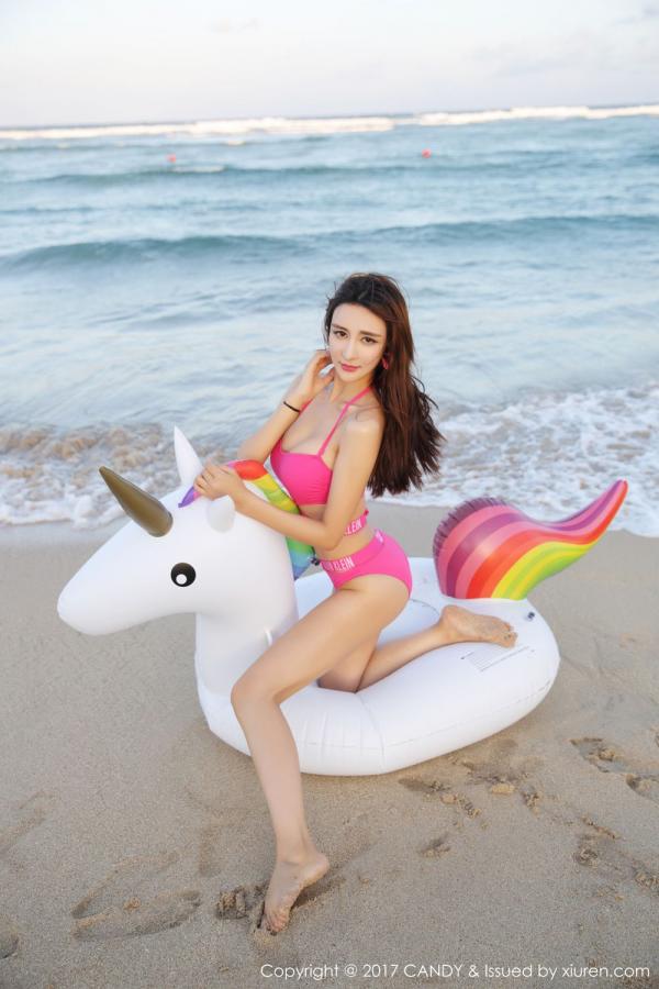伊莉娜  异域美人伊莉娜 沙滩粉红比基尼第22张图片