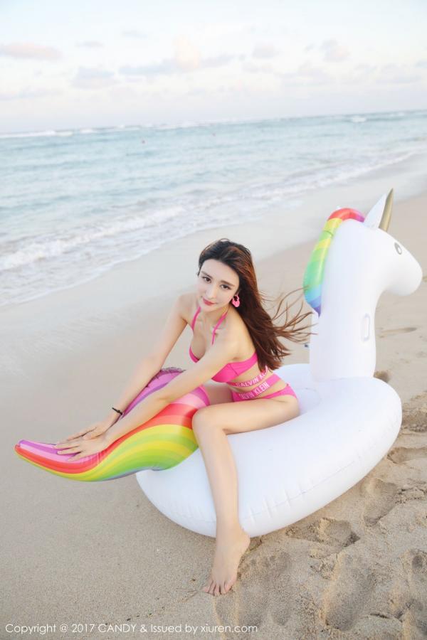 伊莉娜  异域美人伊莉娜 沙滩粉红比基尼第38张图片
