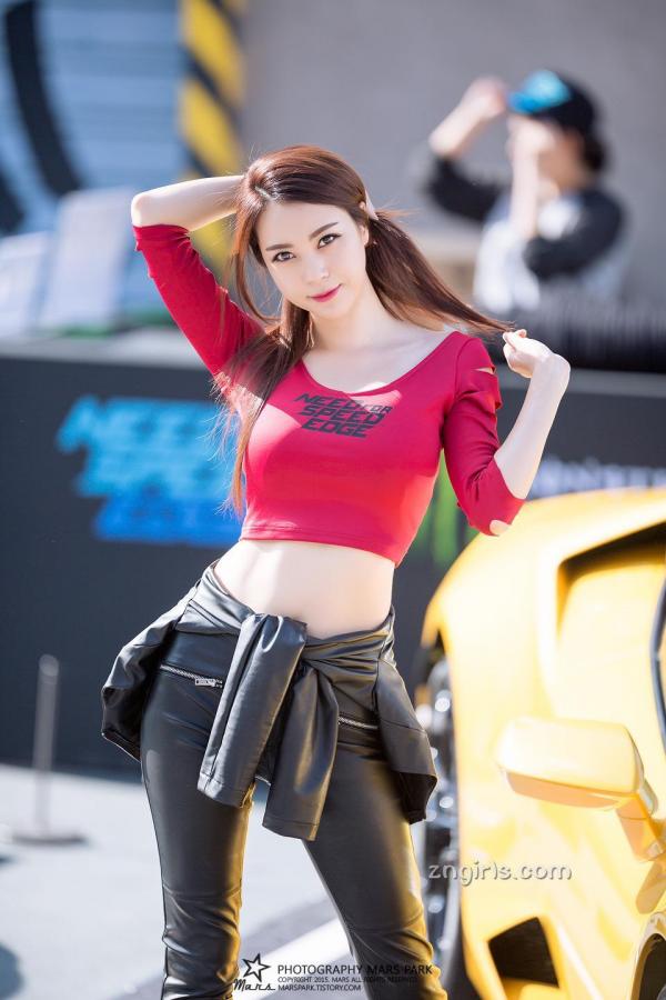   韩国女神朱多荷 永远美丽的车展写真第7张图片