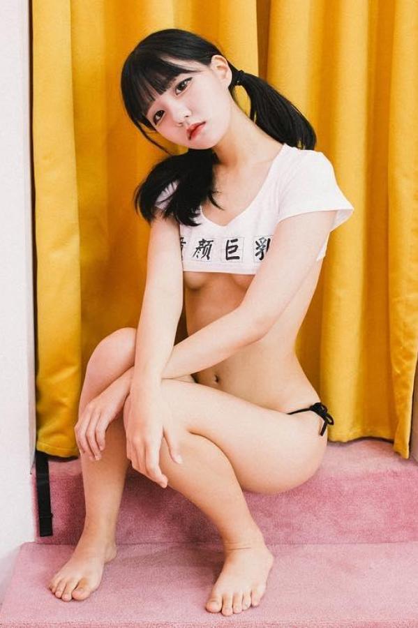 정제니 郑珍妮 韩模JenJen- 画公仔画出心口第21张图片