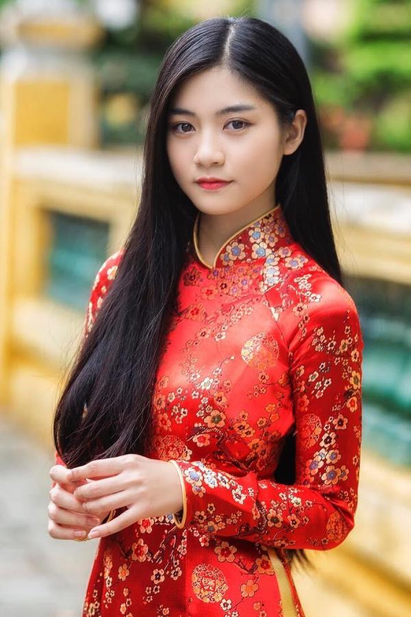 Nguyễn Bùi Nam Phương  Nam Phuong- 越南好老婆vs青涩美少女第18张图片