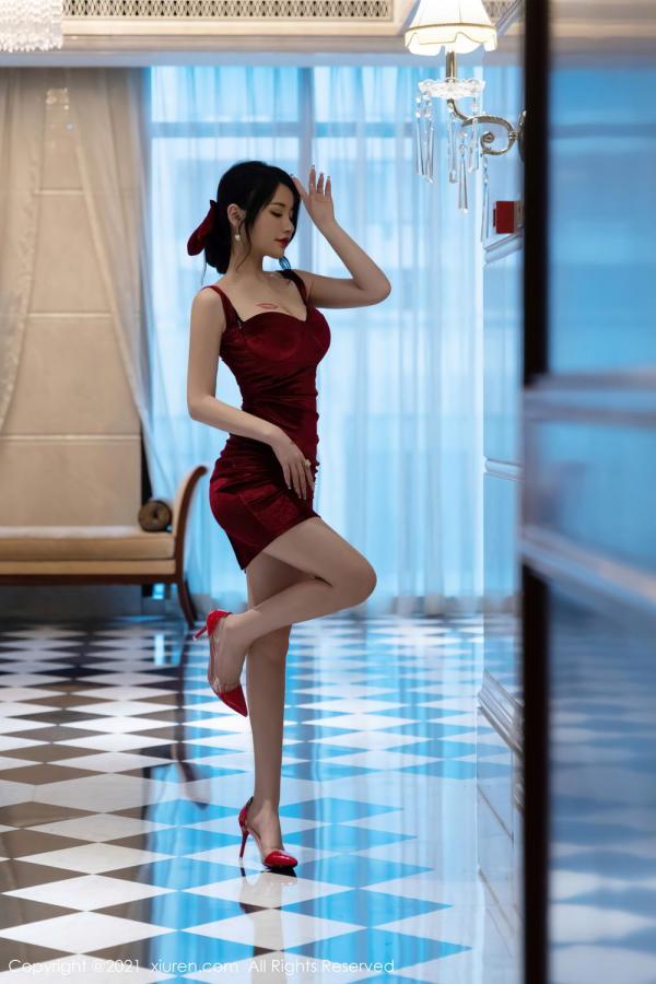 美七Mia  丰腴有致的美七 红色紧身衣主题第7张图片