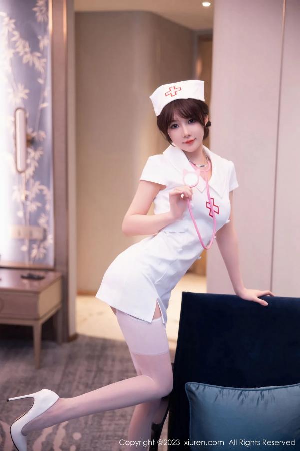 婠婠么  [XiuRen]高清写真图 2023.02.06 No.6221 婠婠么 护士服丝袜第2张图片