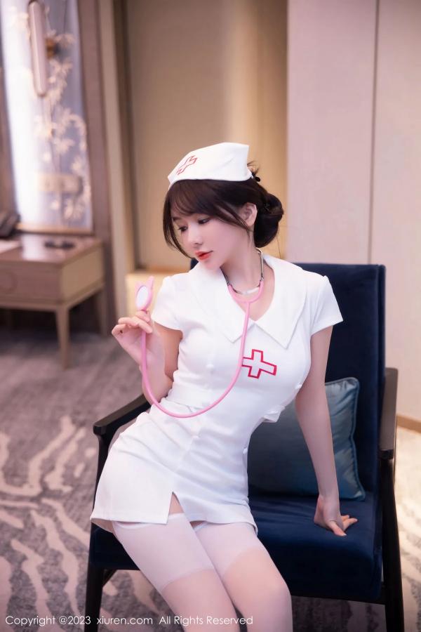 婠婠么  [XiuRen]高清写真图 2023.02.06 No.6221 婠婠么 护士服丝袜第6张图片