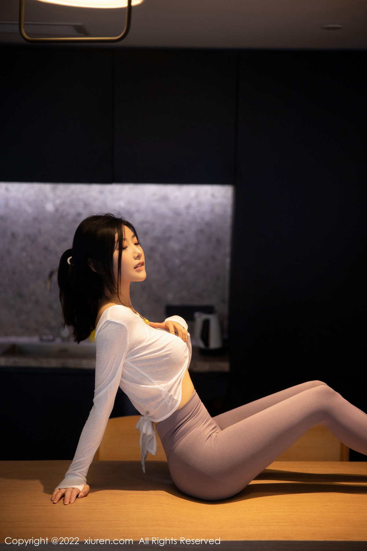 [XiuRen]高清写真图 2022.11.03 No.5799 苏苏阿 新人瑜伽服