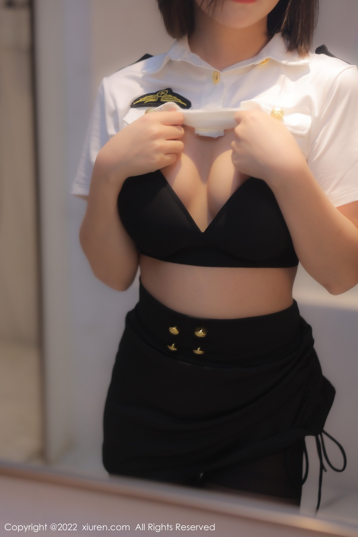 [XiuRen]高清写真图 2022.11.07 No.5815 美羊羊 黑丝美腿