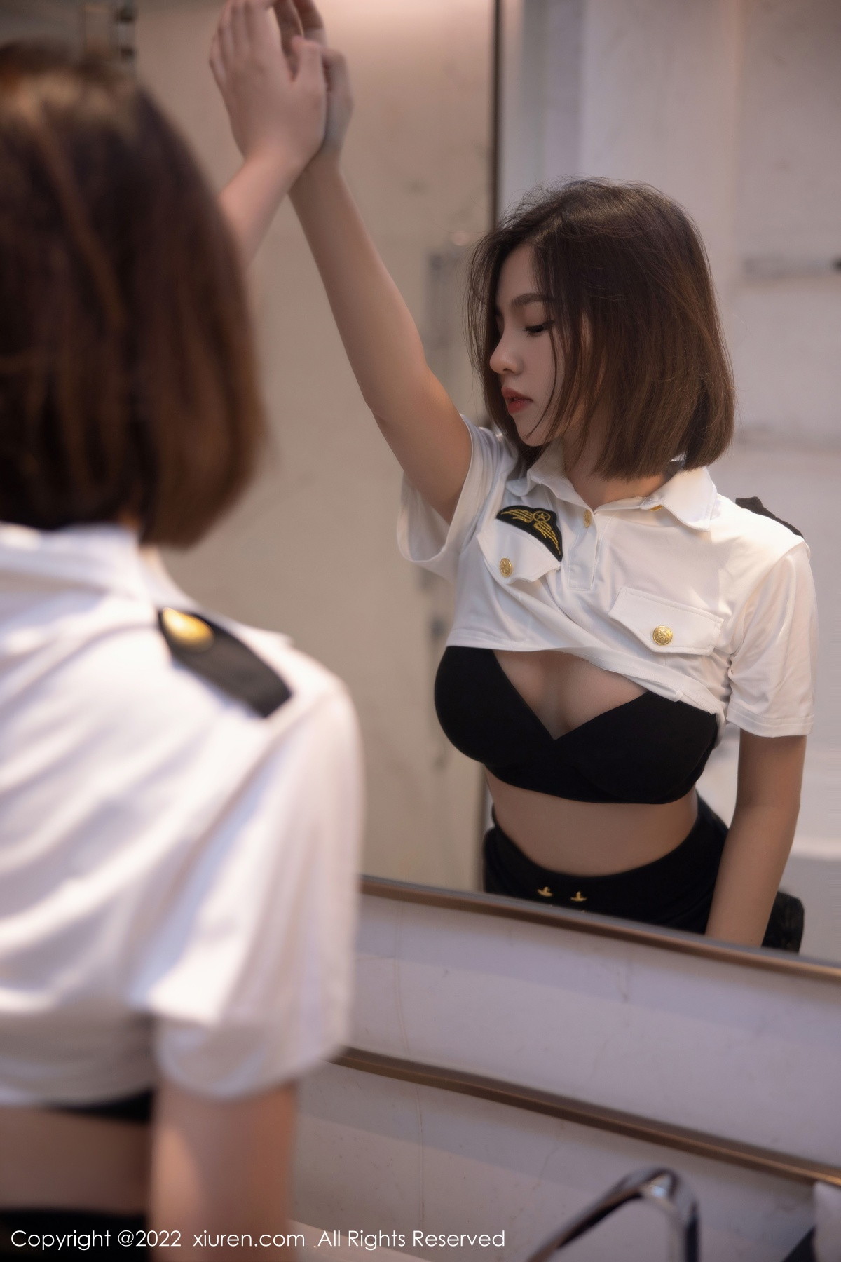 [XiuRen]高清写真图 2022.11.07 No.5815 美羊羊 黑丝美腿
