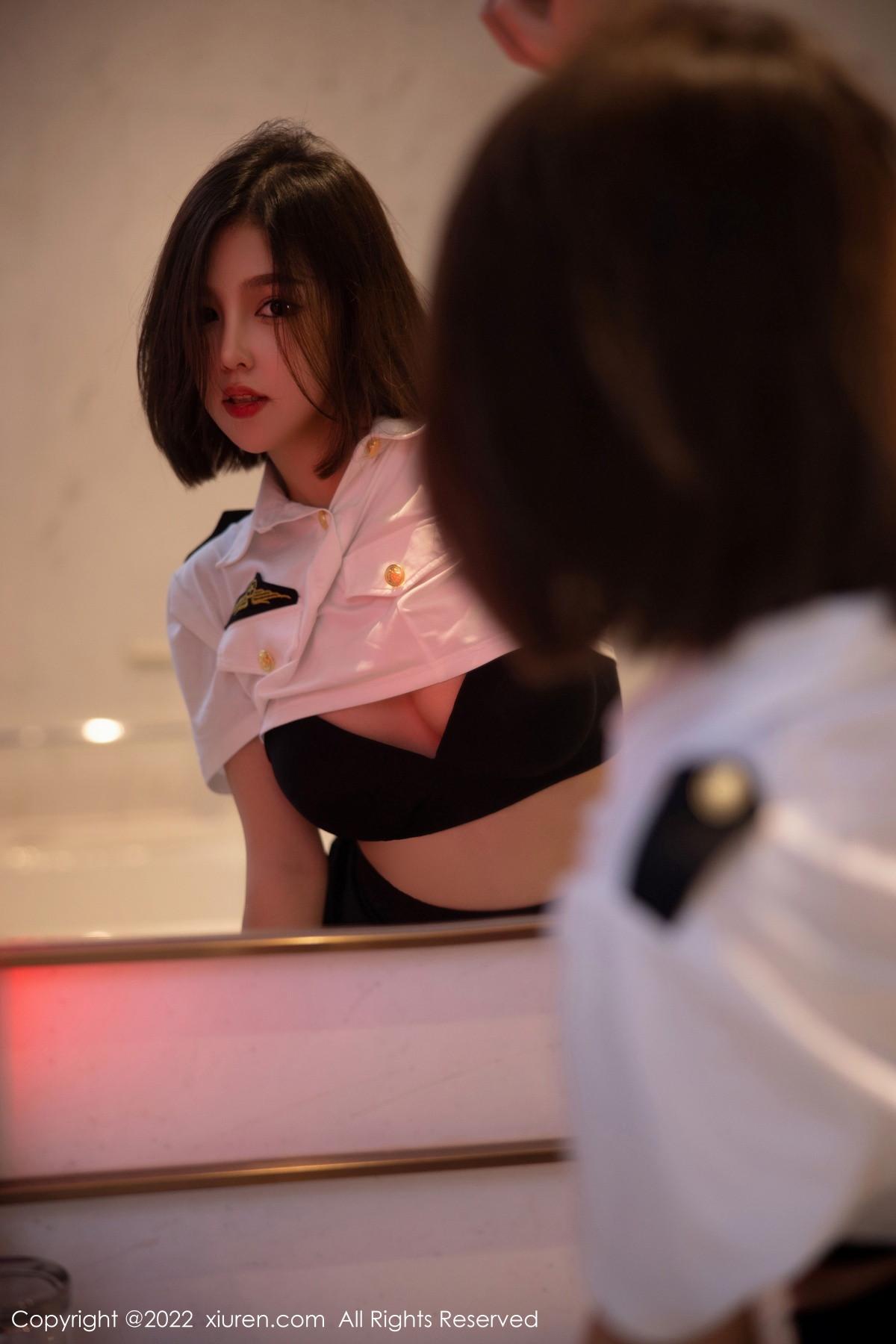 [XiuRen]高清写真图 2022.11.07 No.5815 美羊羊 黑丝美腿