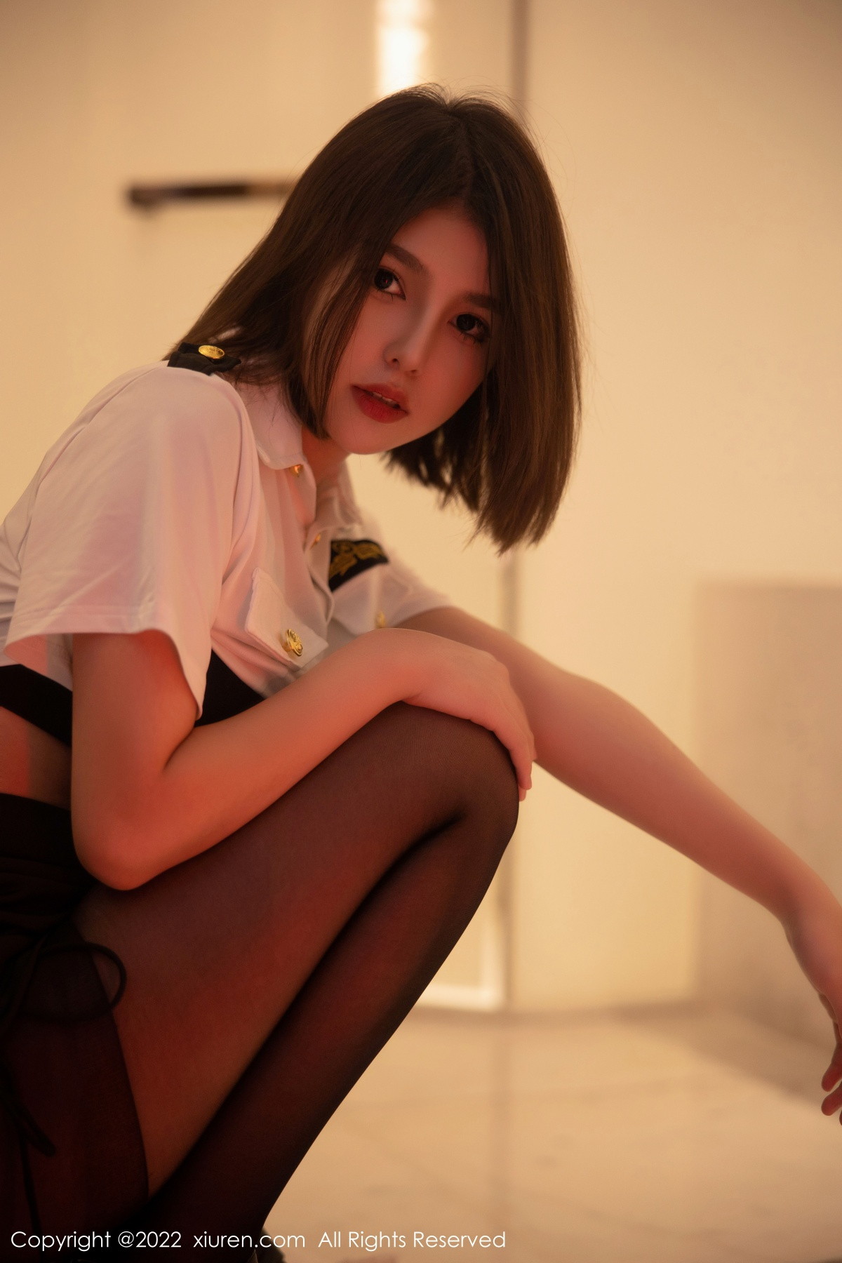 [XiuRen]高清写真图 2022.11.07 No.5815 美羊羊 黑丝美腿