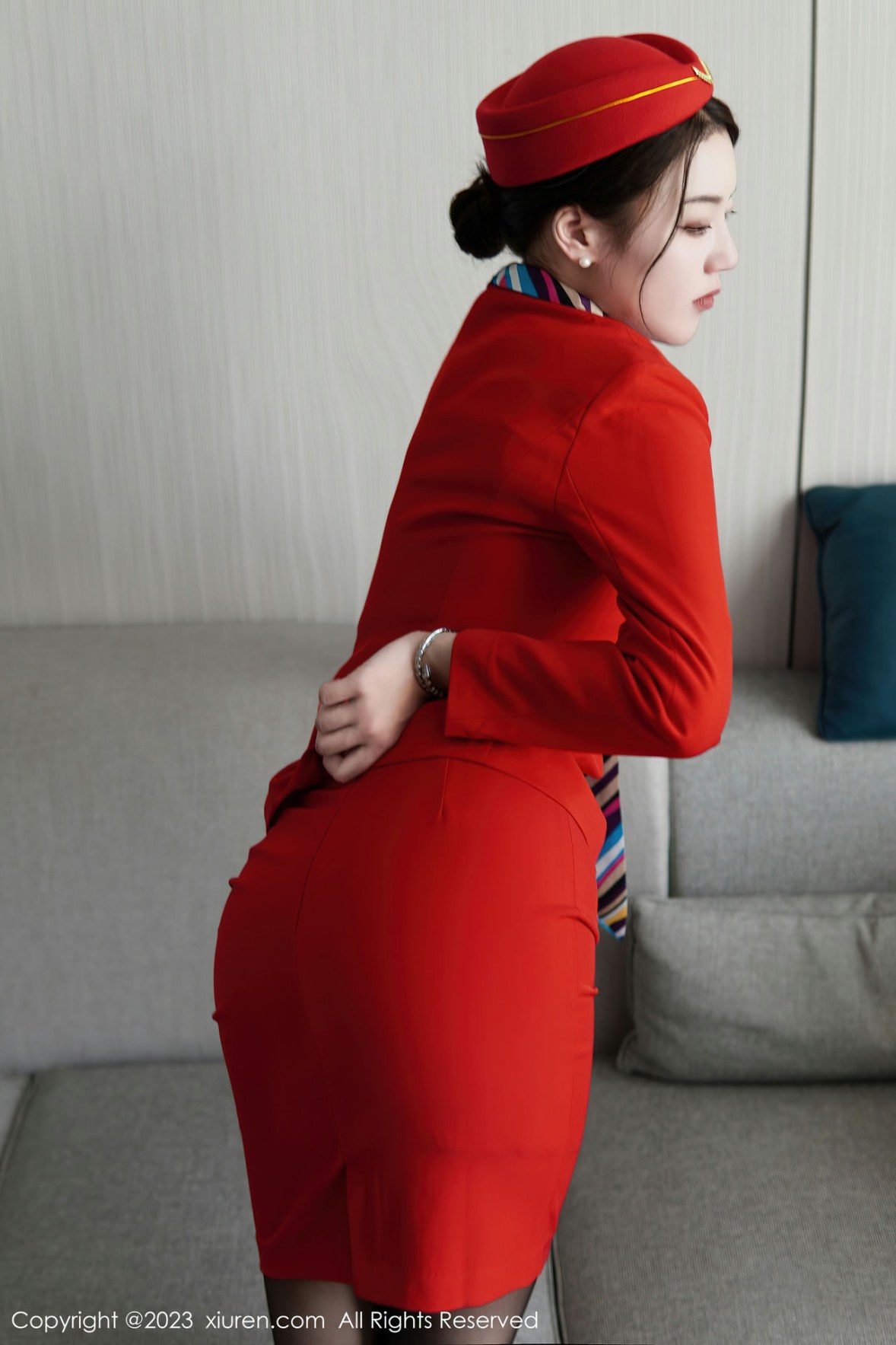 [XiuRen]高清写真图 2023.01.05 No.6088 米娜MnaL 制服黑丝