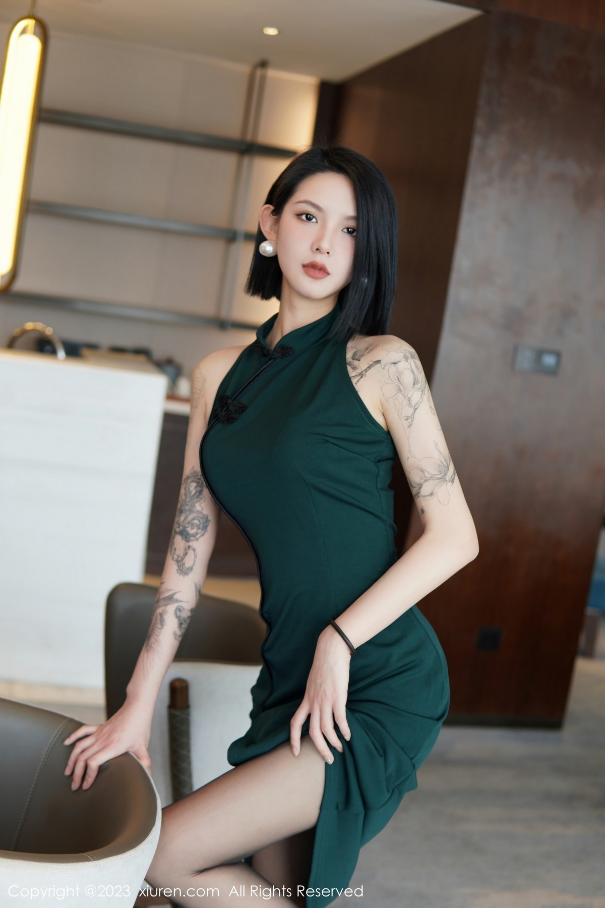[XiuRen]高清写真图 2023.02.02 No.6205 乔一一 黑丝美腿