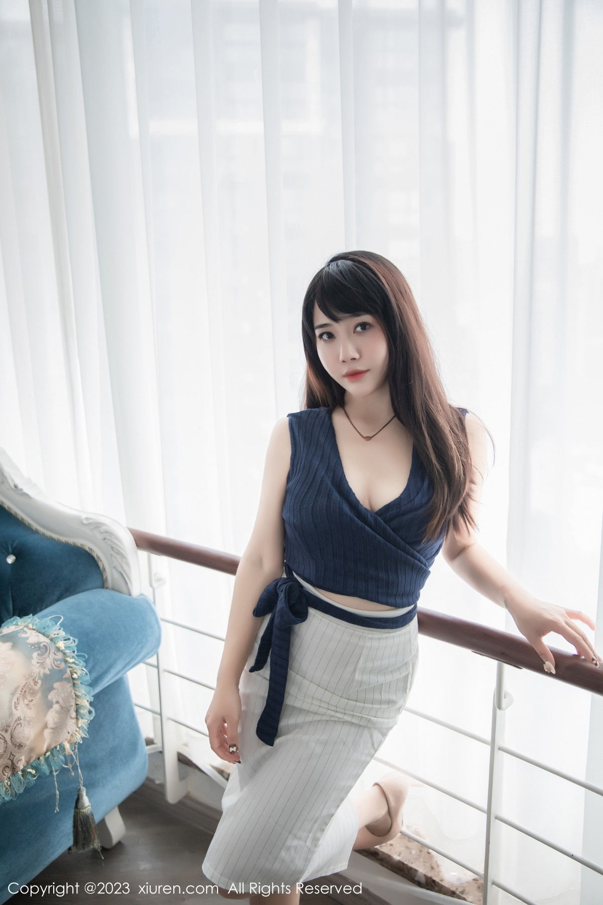 [XiuRen]高清写真图 2023.02.16 No.6272 严利娅Yuliya 短裙美腿