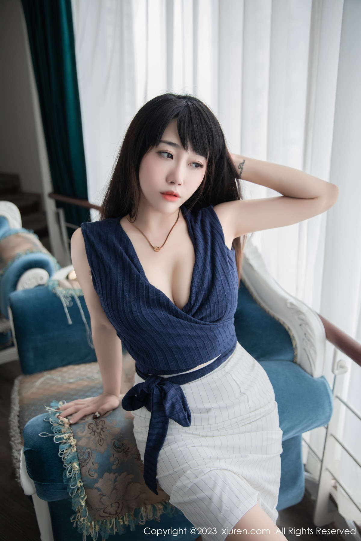 [XiuRen]高清写真图 2023.02.16 No.6272 严利娅Yuliya 短裙美腿