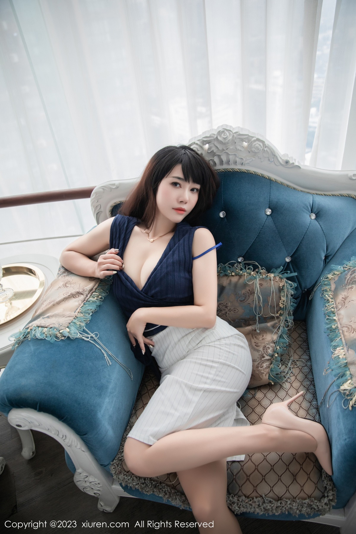 [XiuRen]高清写真图 2023.02.16 No.6272 严利娅Yuliya 短裙美腿